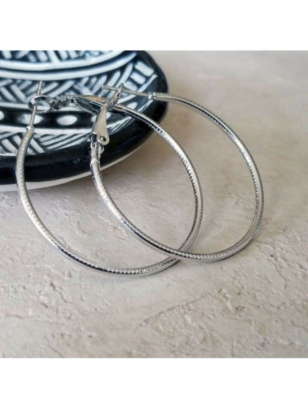 Art Deco Sleek Pattern Silver Tone Round Hoop Earrings 40mm 1.6" Long Leverback
